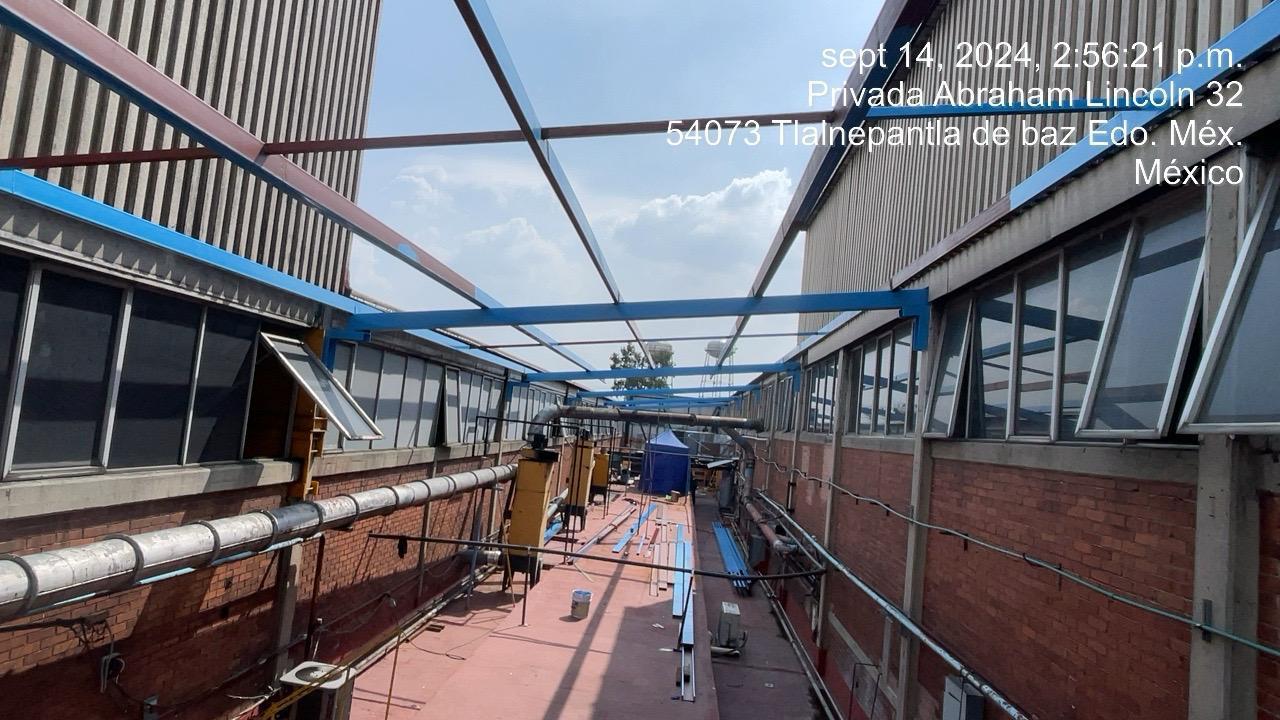 Montaje de estructura en planta