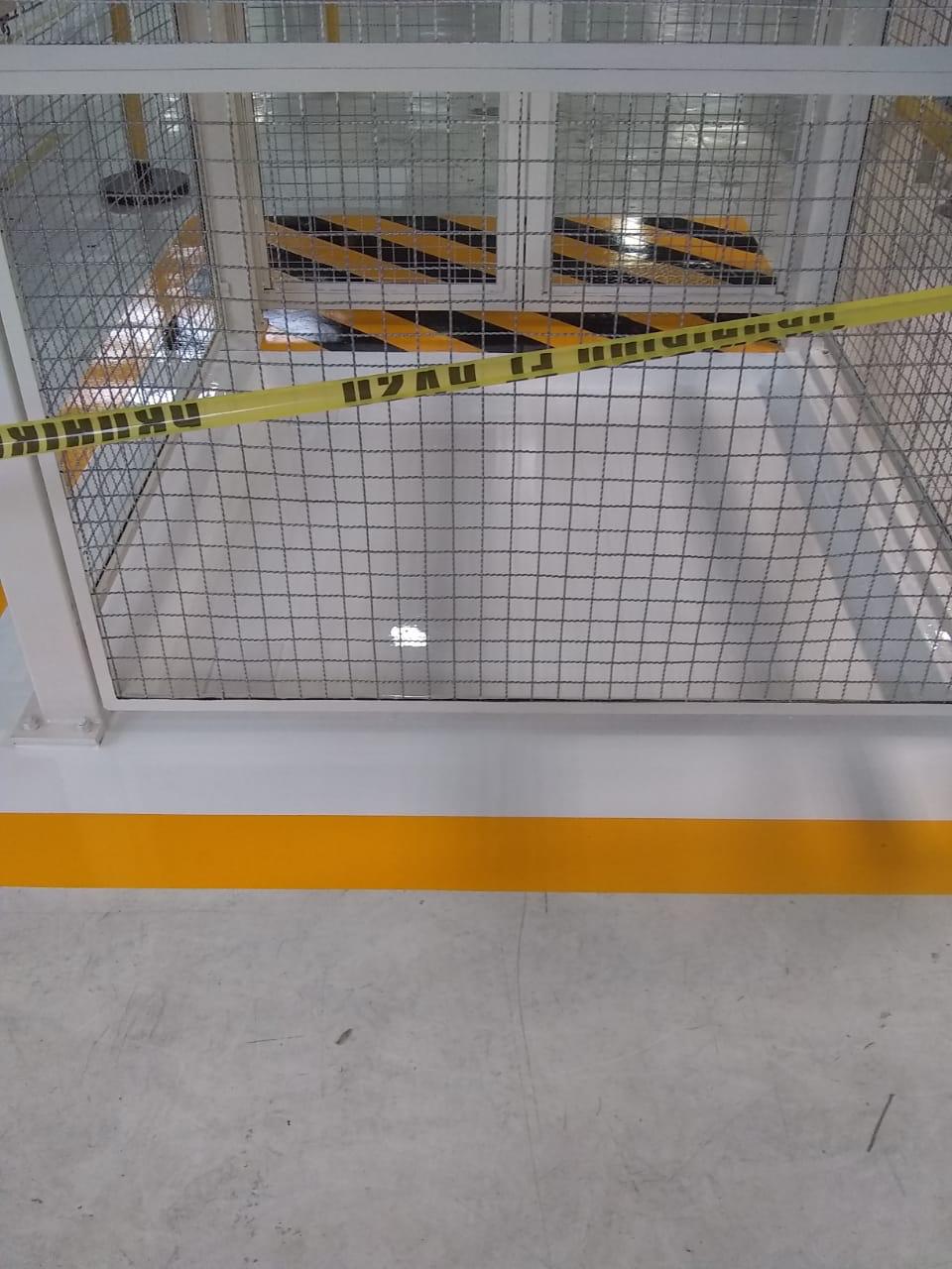 Aplicación epóxico autonivelante